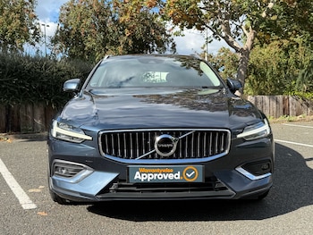 Used Volvo V60 2019 for sale - 76065699: Photo 2