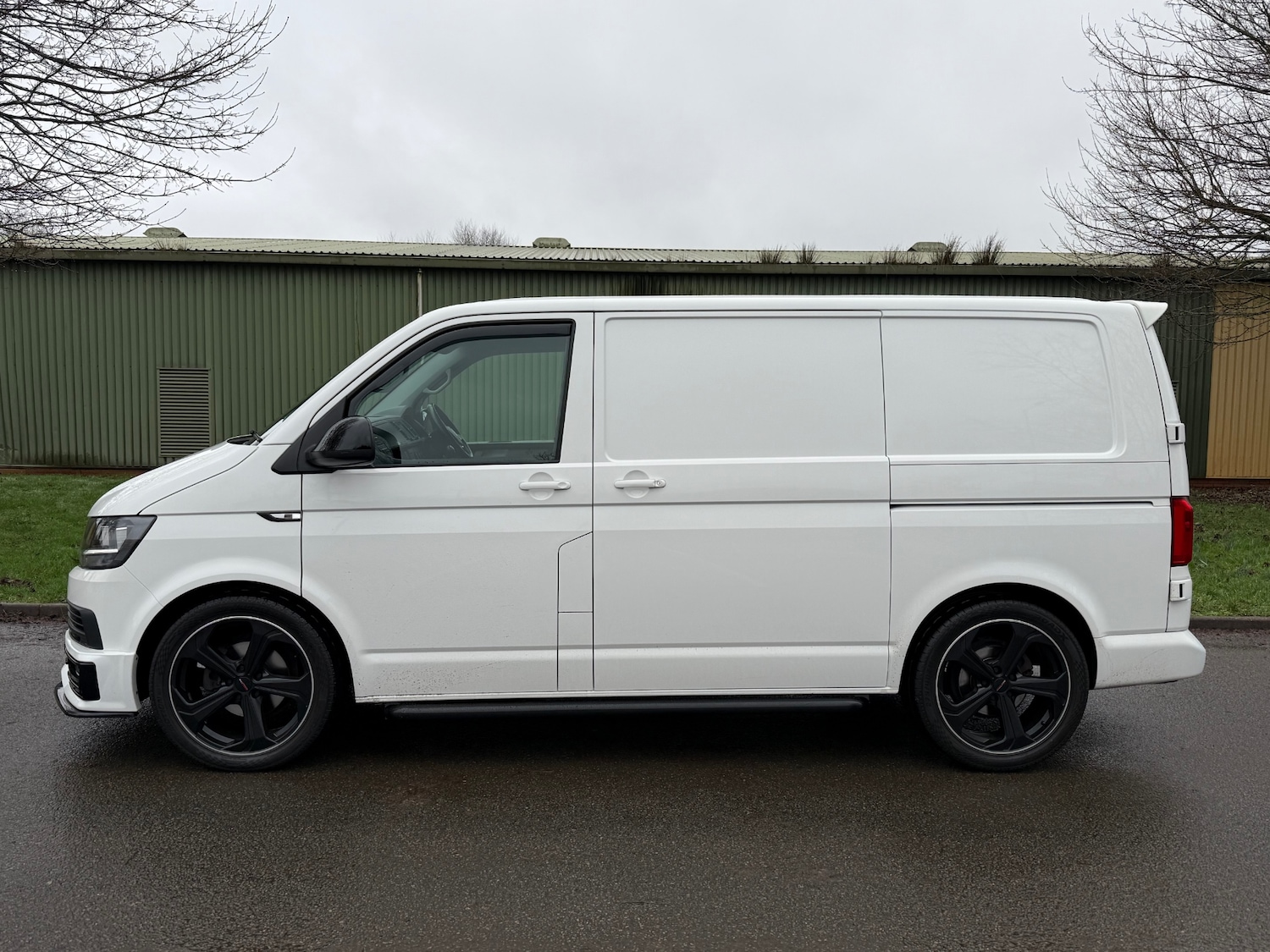 Used Volkswagen Transporter 2019 for sale - 77502279: Photo 2