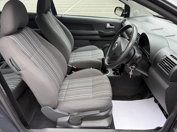 Used Volkswagen Fox 2010 for sale - 75282885: Photo 10
