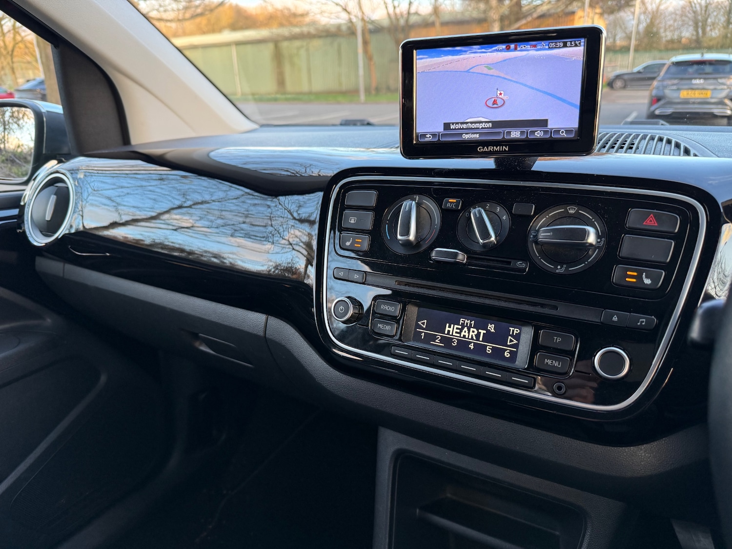 Used Volkswagen up! 2013 for sale - 77881418: Photo 10