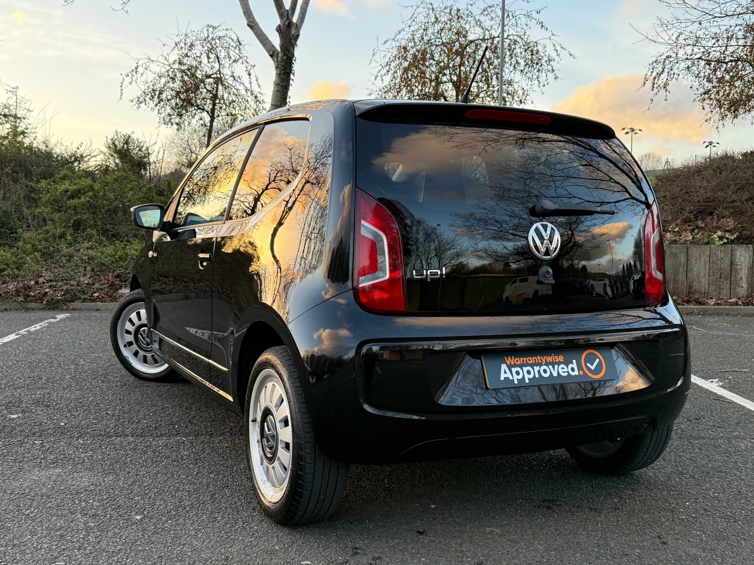 Used Volkswagen up! 2013 for sale - 77881418: Photo 8