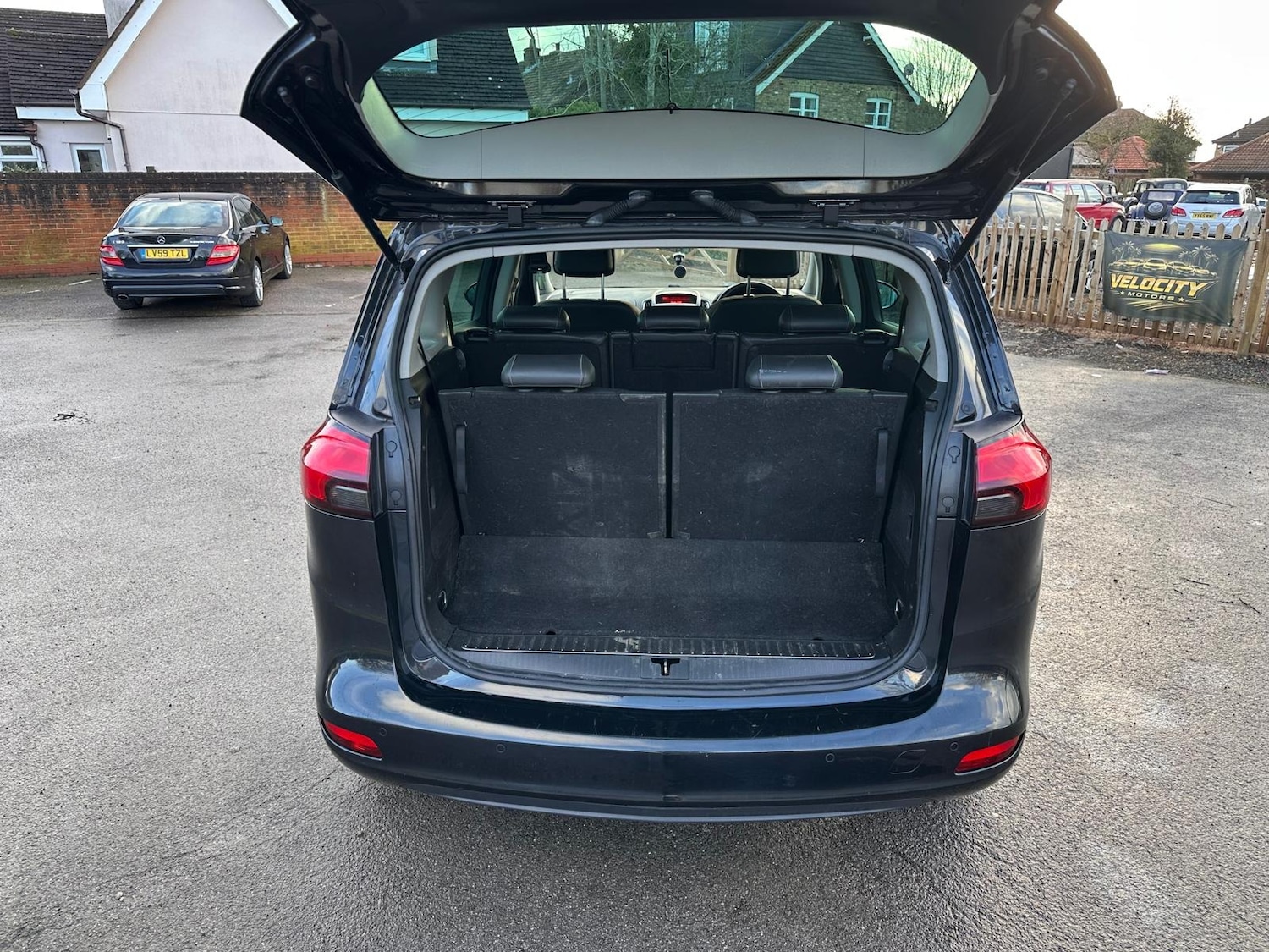 Used Vauxhall Zafira 2015 for sale - 77085130: Photo 10