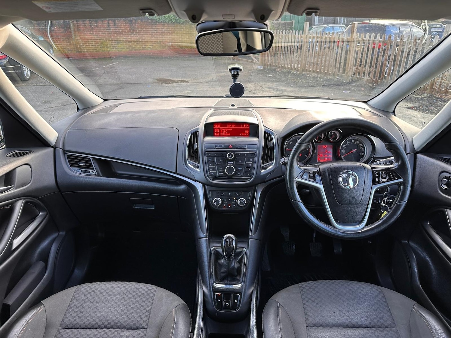 Used Vauxhall Zafira 2015 for sale - 77085130: Photo 19