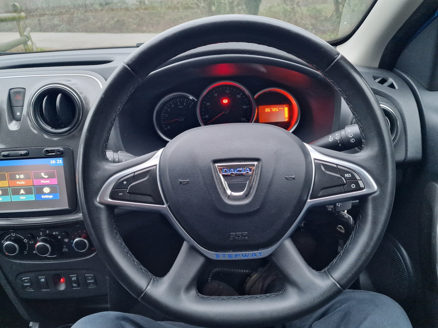 Used Dacia Sandero Stepway 2018 for sale - 77420268: Photo 20