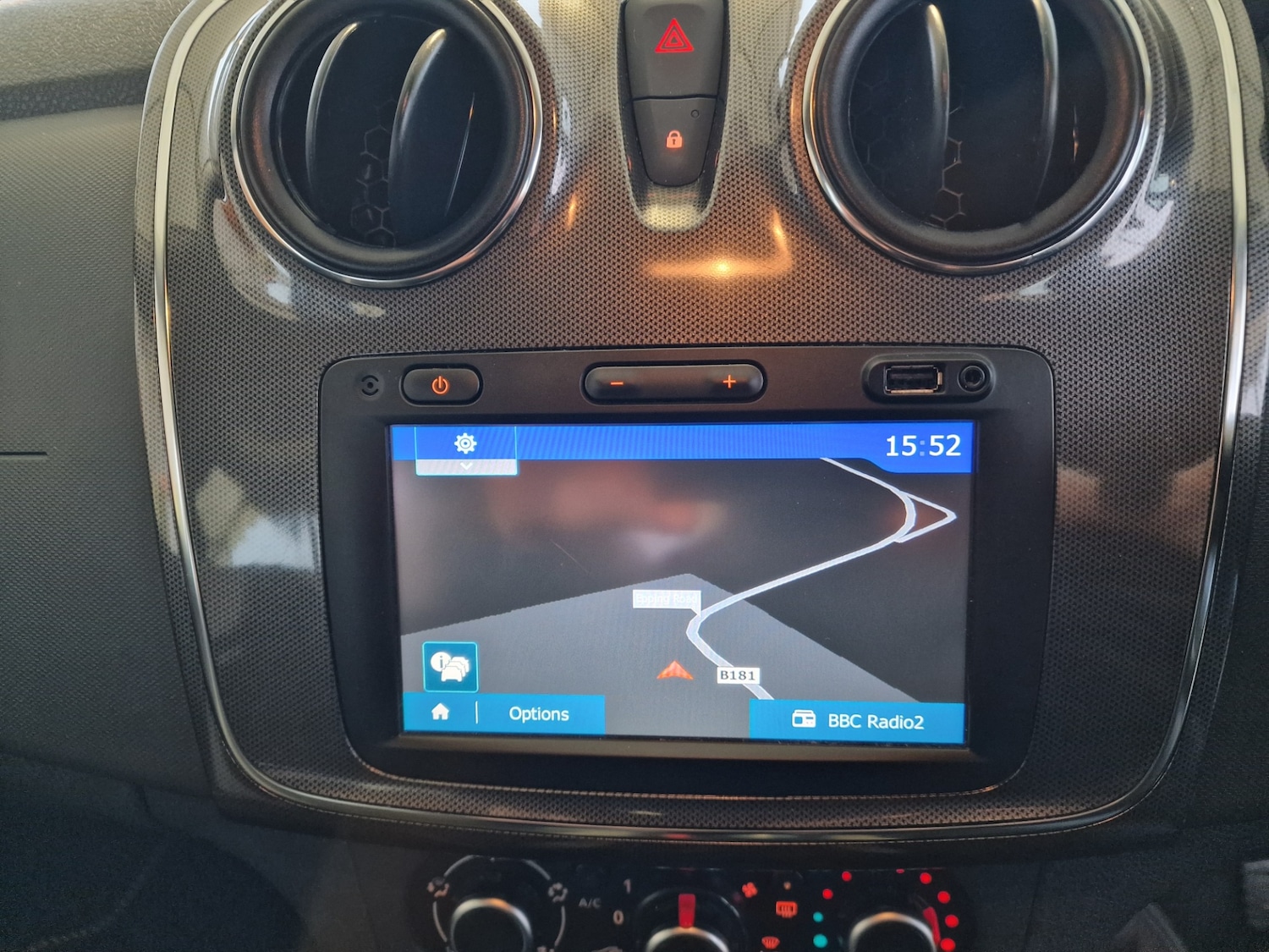 Used Dacia Sandero Stepway 2018 for sale - 77420268: Photo 23