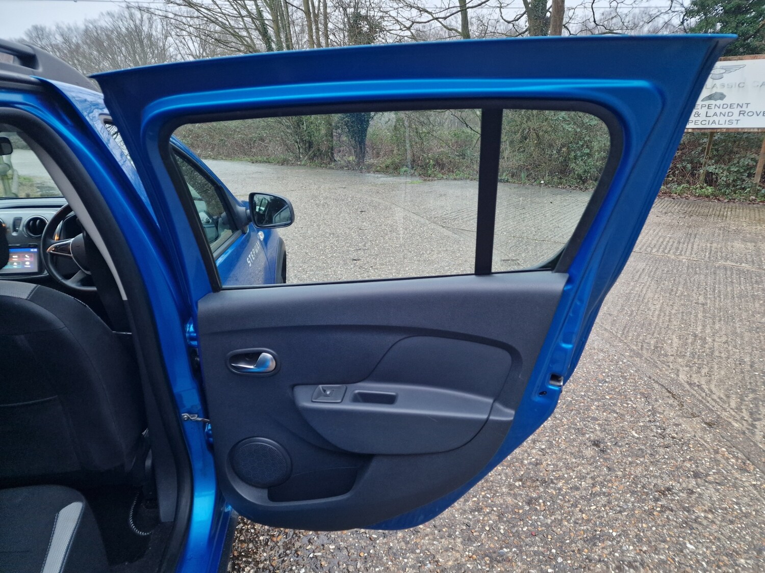 Used Dacia Sandero Stepway 2018 for sale - 77420268: Photo 32