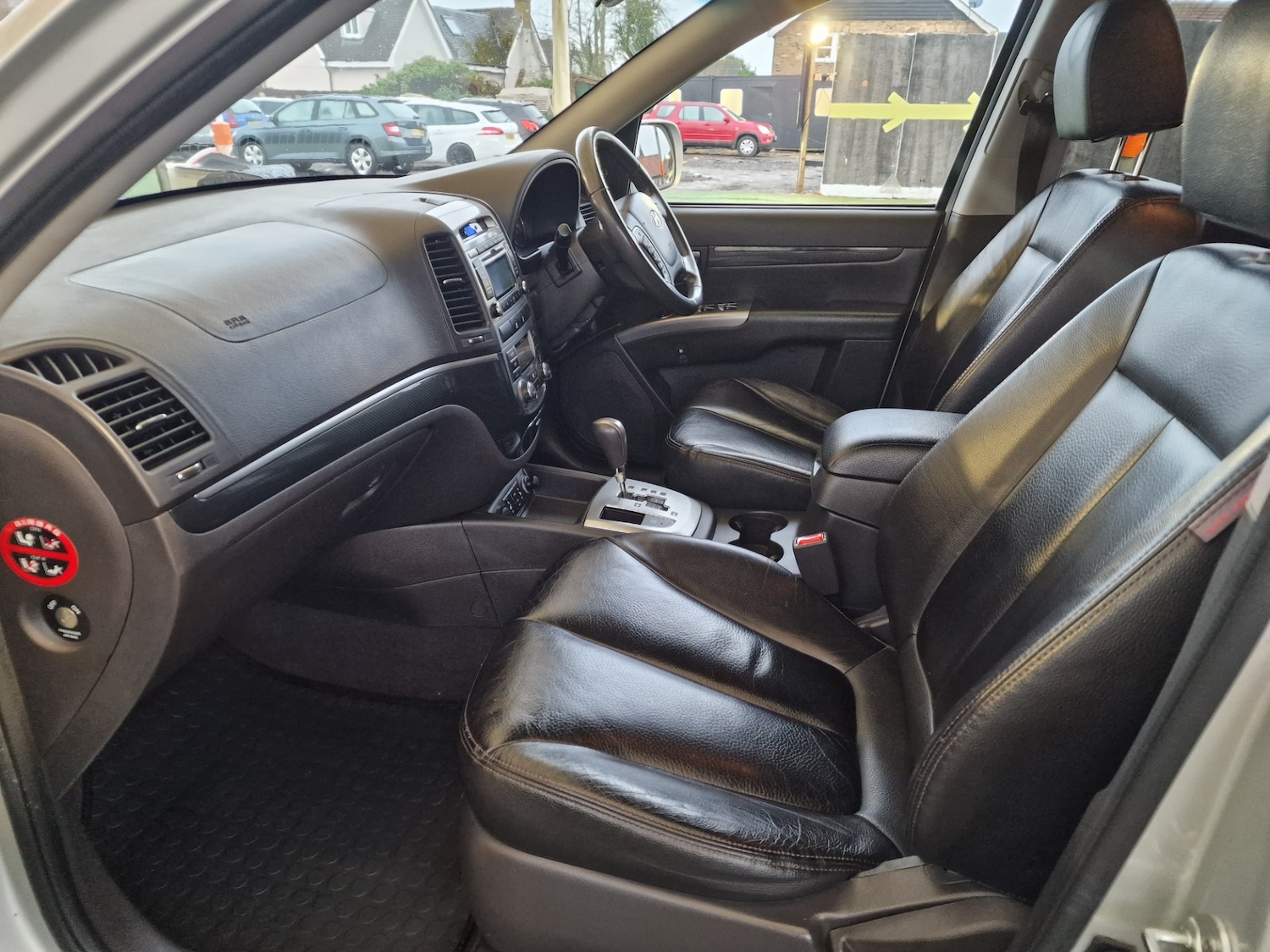 Used Hyundai Santa Fe 2010 for sale - 77531915: Photo 16