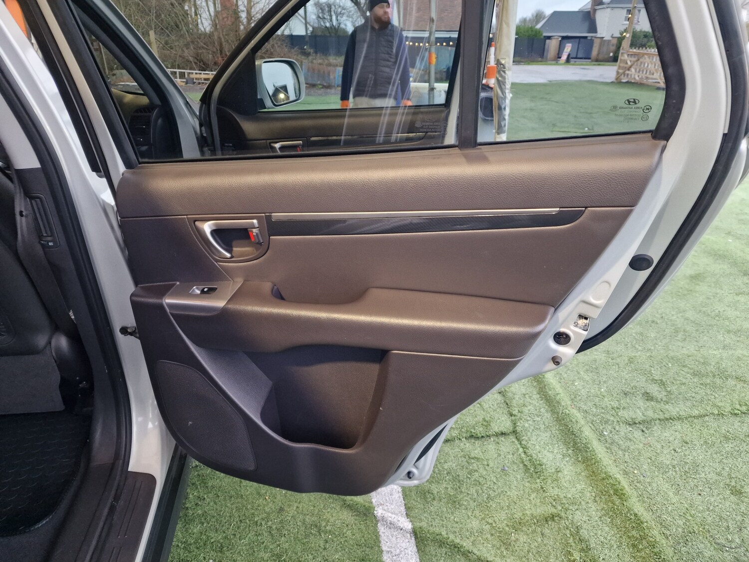 Used Hyundai Santa Fe 2010 for sale - 77531915: Photo 35