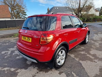 Used Suzuki SX4 2014 for sale - 77353839: Photo