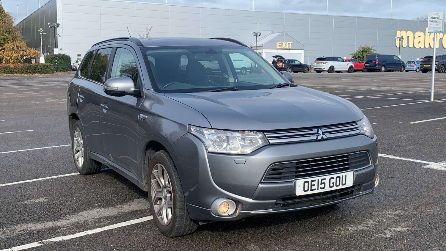 Used Mitsubishi Outlander 2015 for sale - 76531110: Photo 1