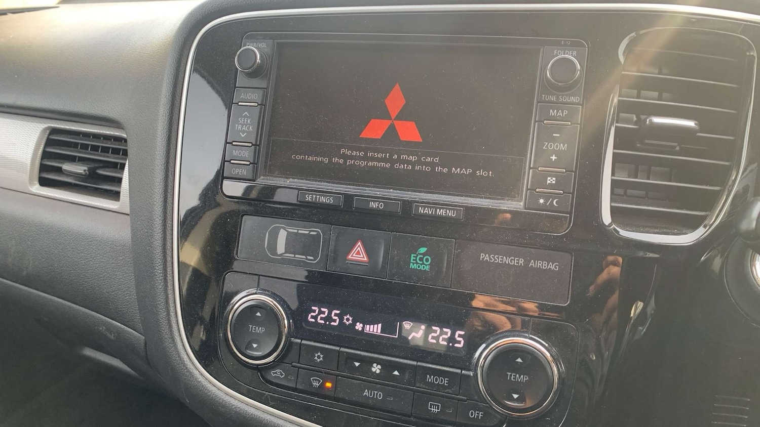 Used Mitsubishi Outlander 2015 for sale - 76531110: Photo 14