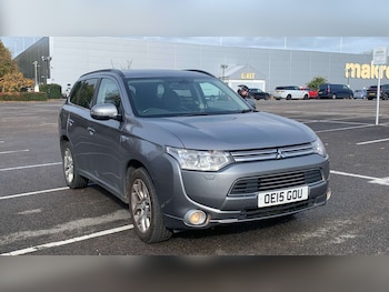 Mitsubishi - Outlander