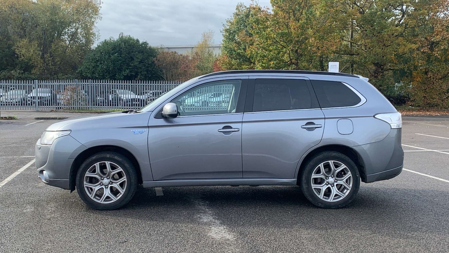 Used Mitsubishi Outlander 2015 for sale - 76531110: Photo 5