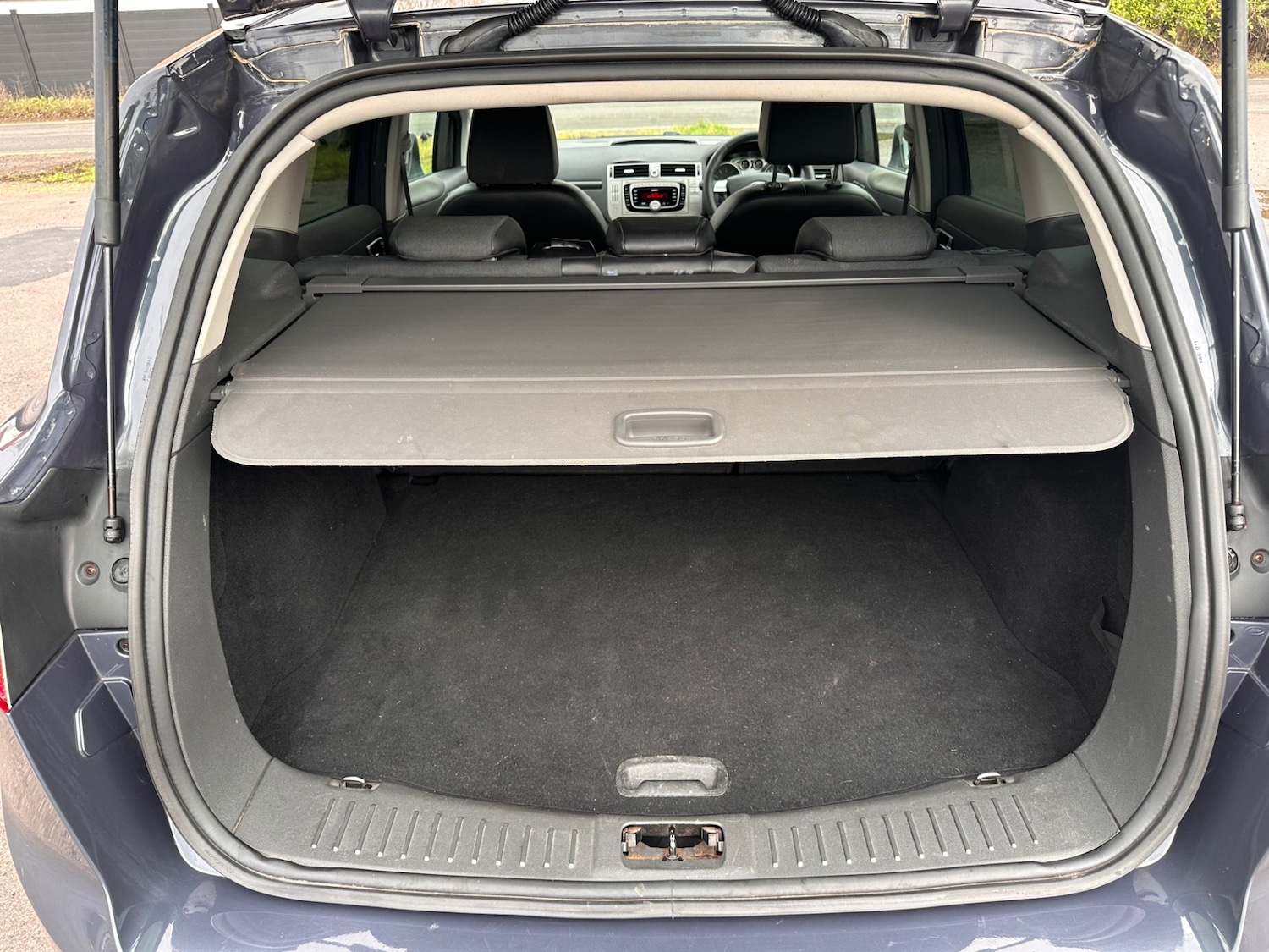 Used Ford Kuga 2011 for sale - 77270615: Photo 13