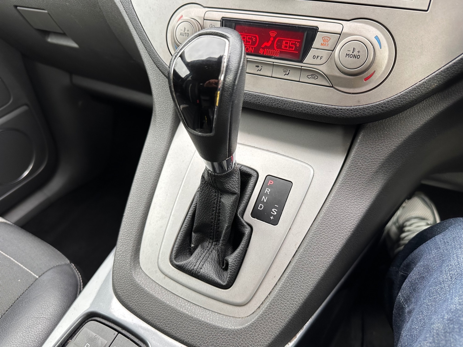 Used Ford Kuga 2011 for sale - 77270615: Photo 20