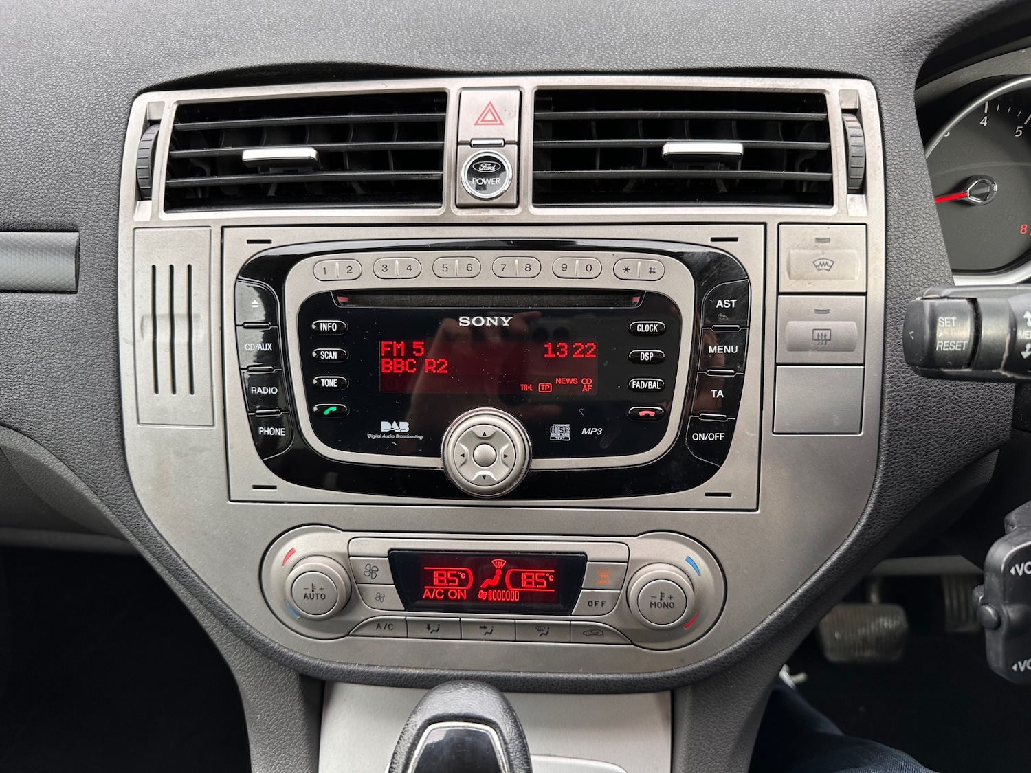 Used Ford Kuga 2011 for sale - 77270615: Photo 22