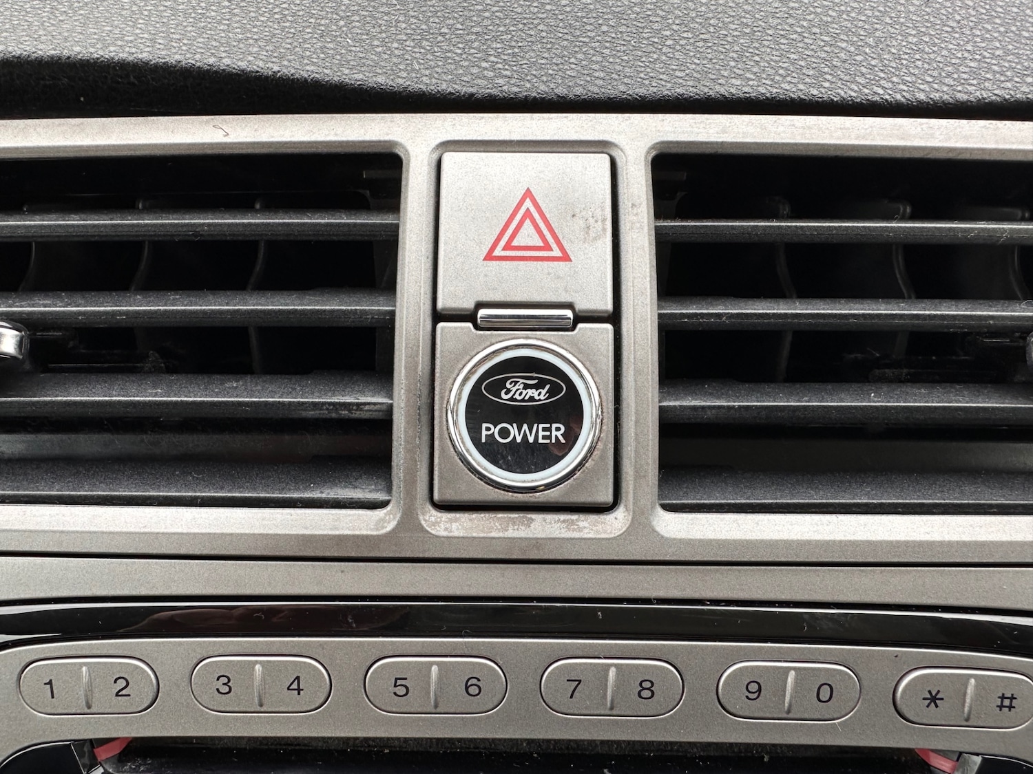 Used Ford Kuga 2011 for sale - 77270615: Photo 23