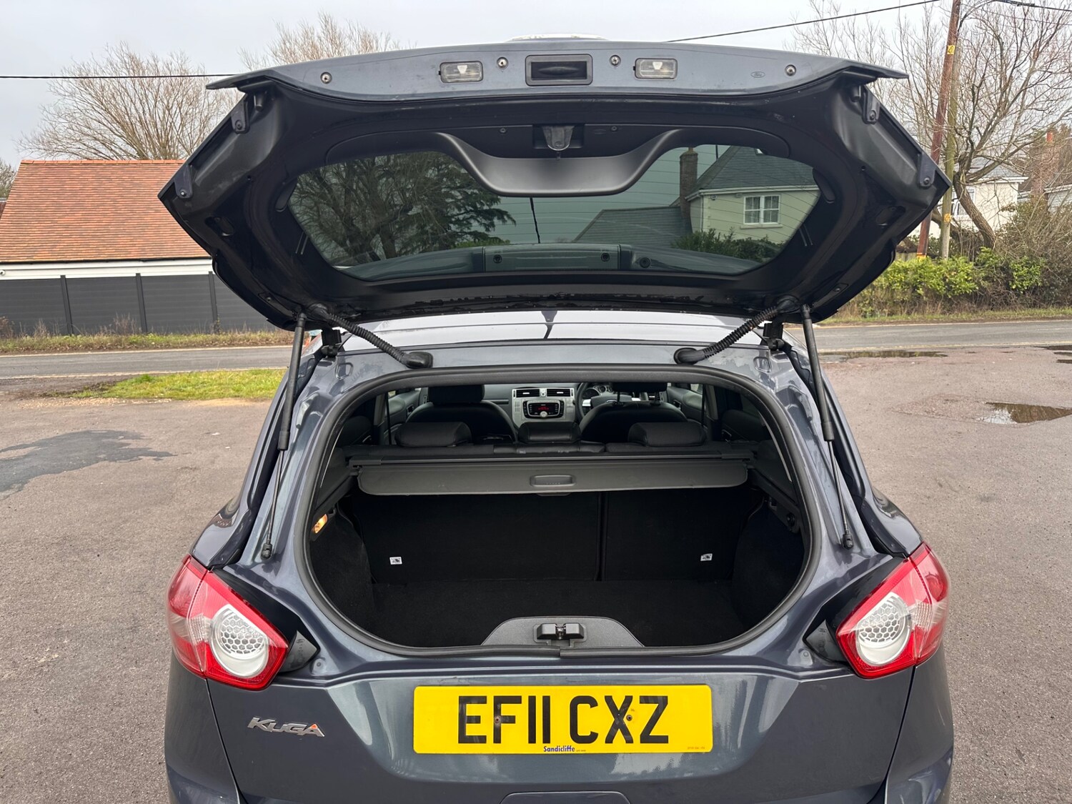 Used Ford Kuga 2011 for sale - 77270615: Photo 32