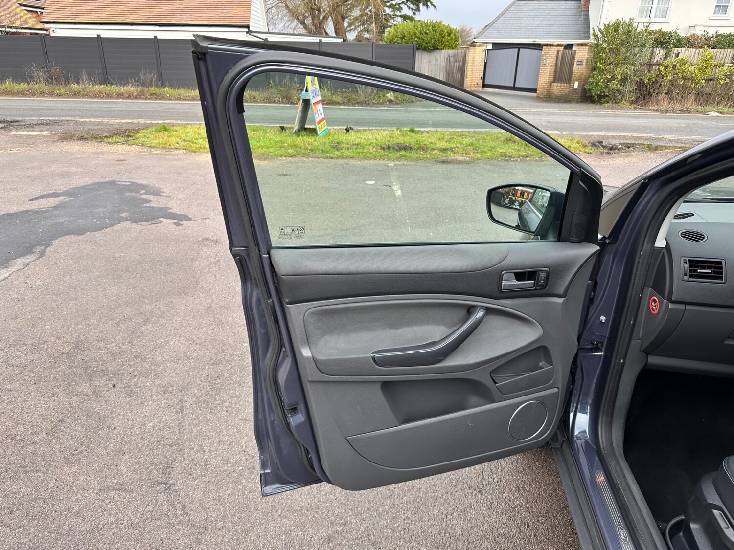 Used Ford Kuga 2011 for sale - 77270615: Photo 37