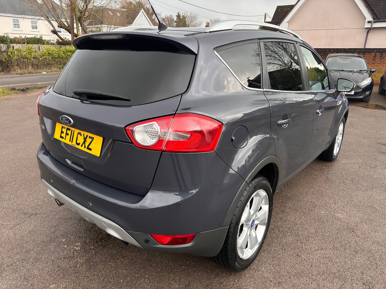 Used Ford Kuga 2011 for sale - 77270615: Photo 4