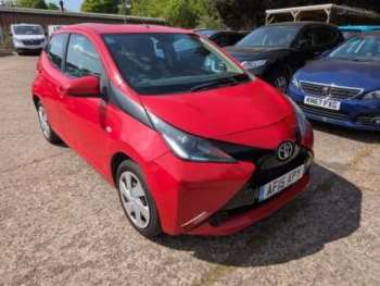 2015 (15) - 2015 TOYOTA AYGO 1.0 VVT-i X-Play 5DR **JUST 102,000 MILES** FSH LEZ FREE