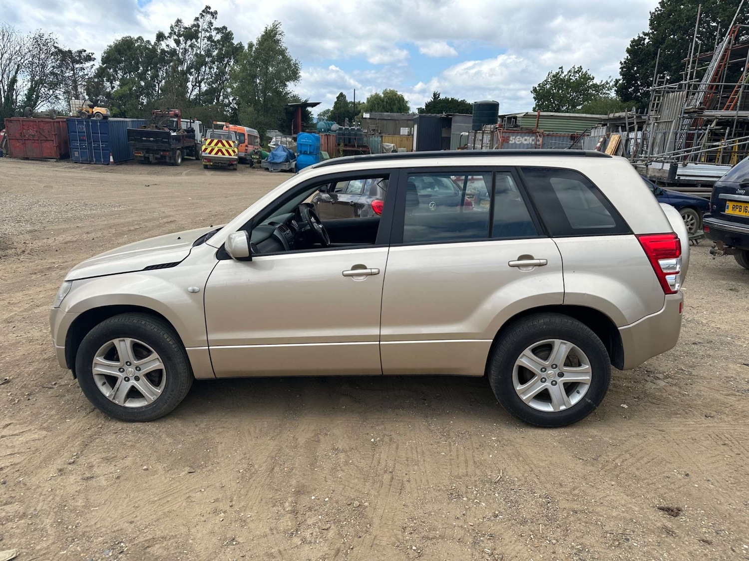 Used Suzuki Grand Vitara 2009 for sale - 76474447: Photo 3
