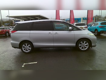 Used Toyota Estima undefined for sale - 77545462: Photo