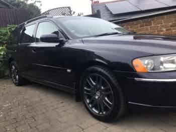 2006 (06) - 2006 VOLVO V70 2.4 T5 SE **JUST 109,000 MILES** ONE OWNER! 5-Door