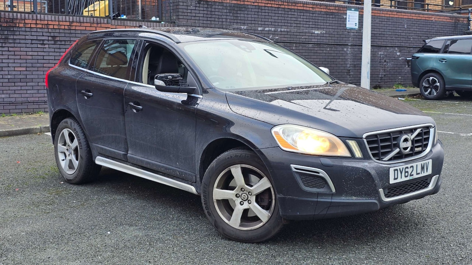 Used Volvo XC60 2012 for sale - 77324761: Photo 3