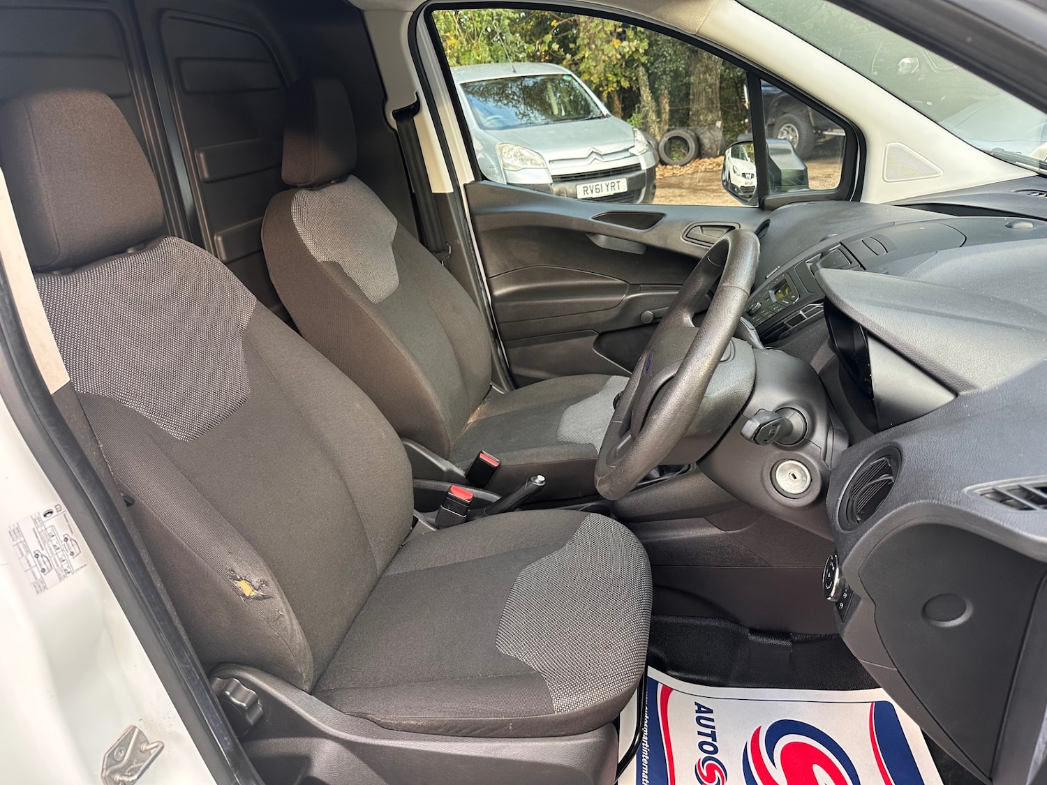 Used Ford Transit Courier 2018 for sale - 75982101: Photo 15