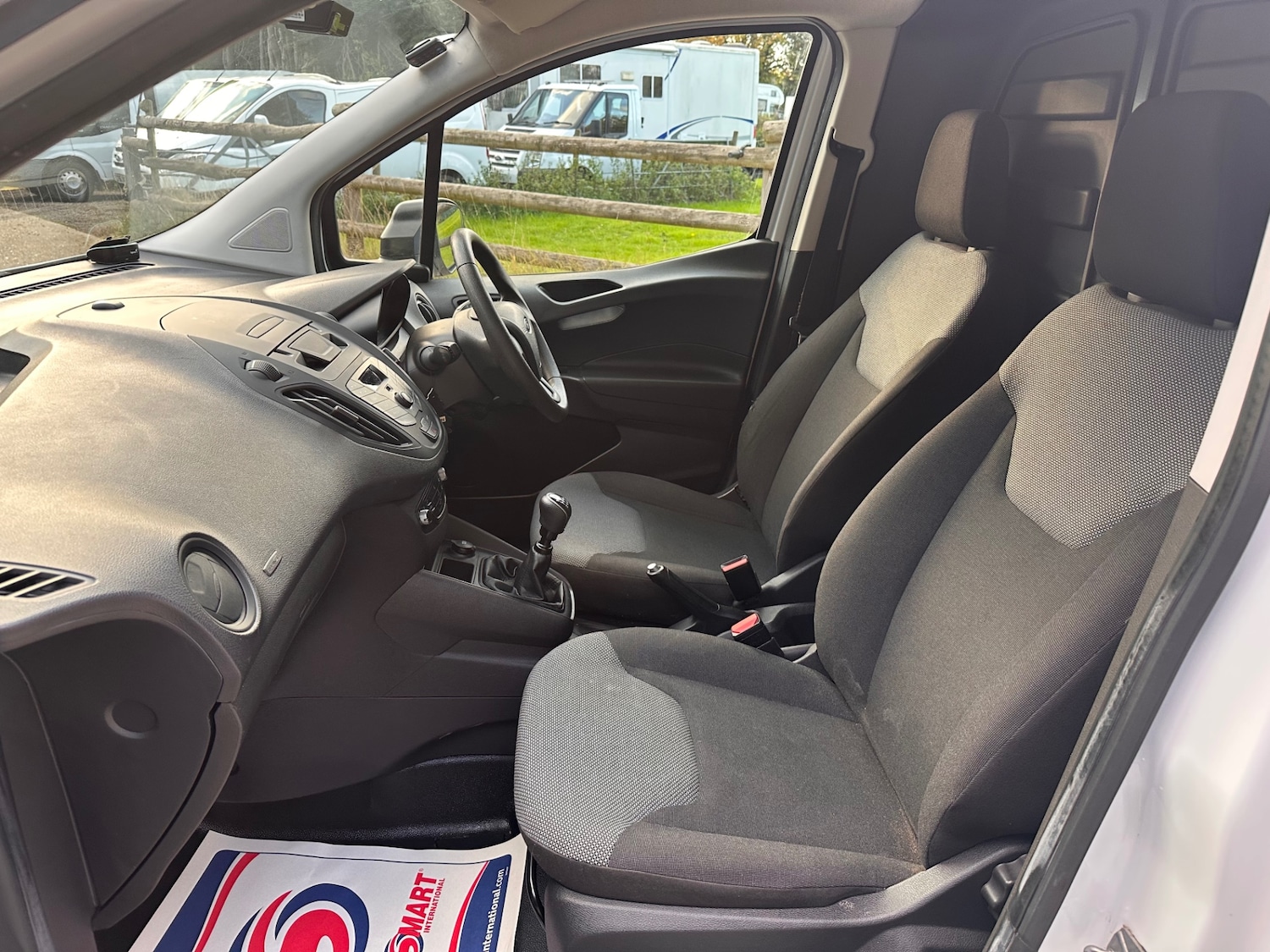 Used Ford Transit Courier 2018 for sale - 75982101: Photo 16