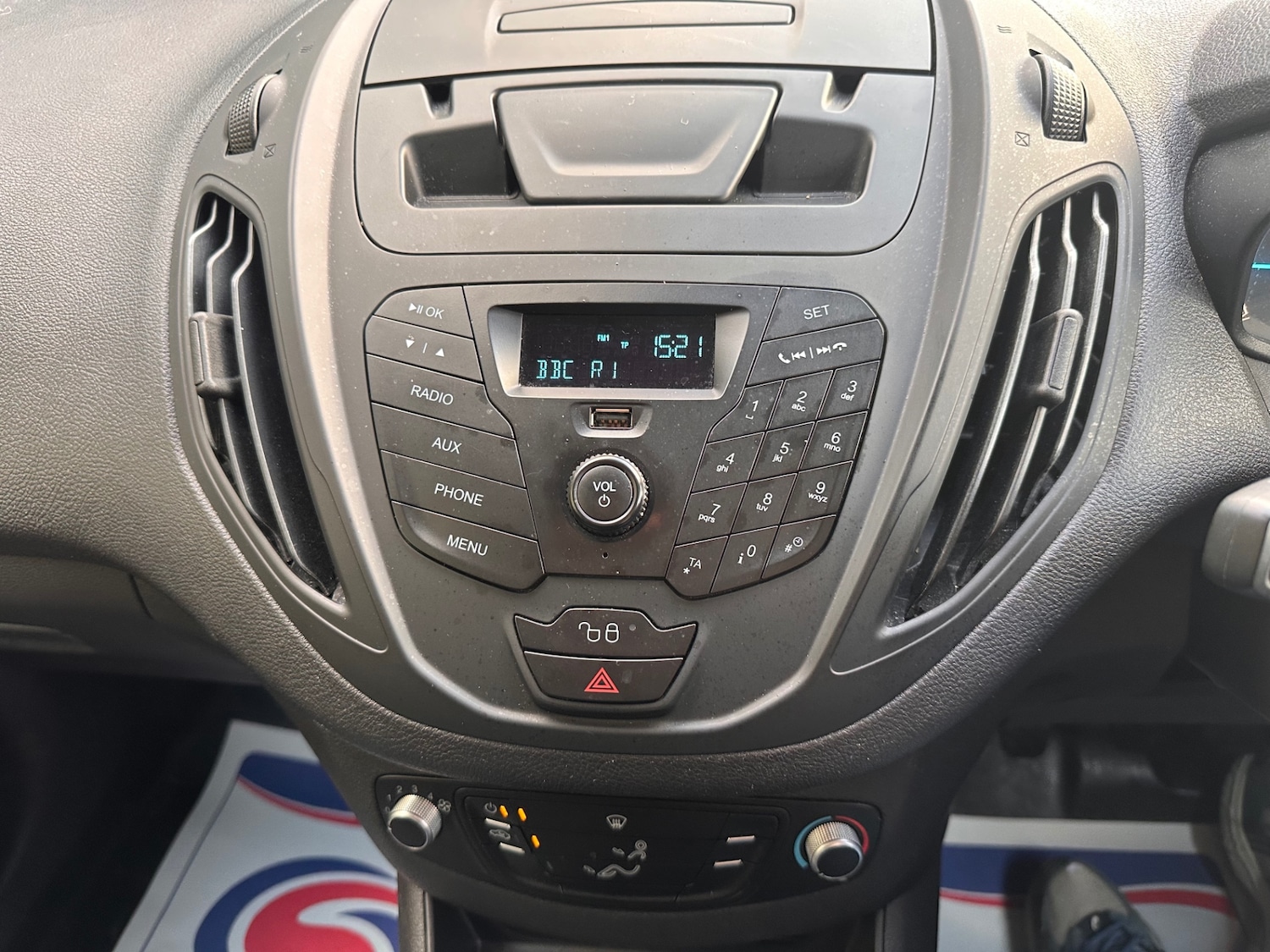 Used Ford Transit Courier 2018 for sale - 75982101: Photo 21