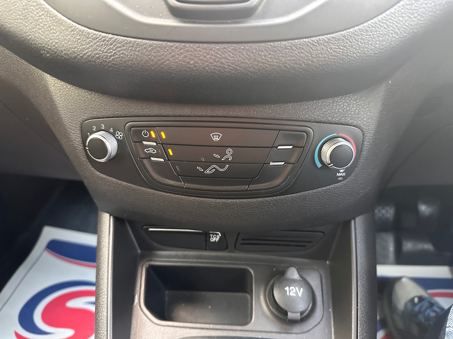 Used Ford Transit Courier 2018 for sale - 75982101: Photo 23
