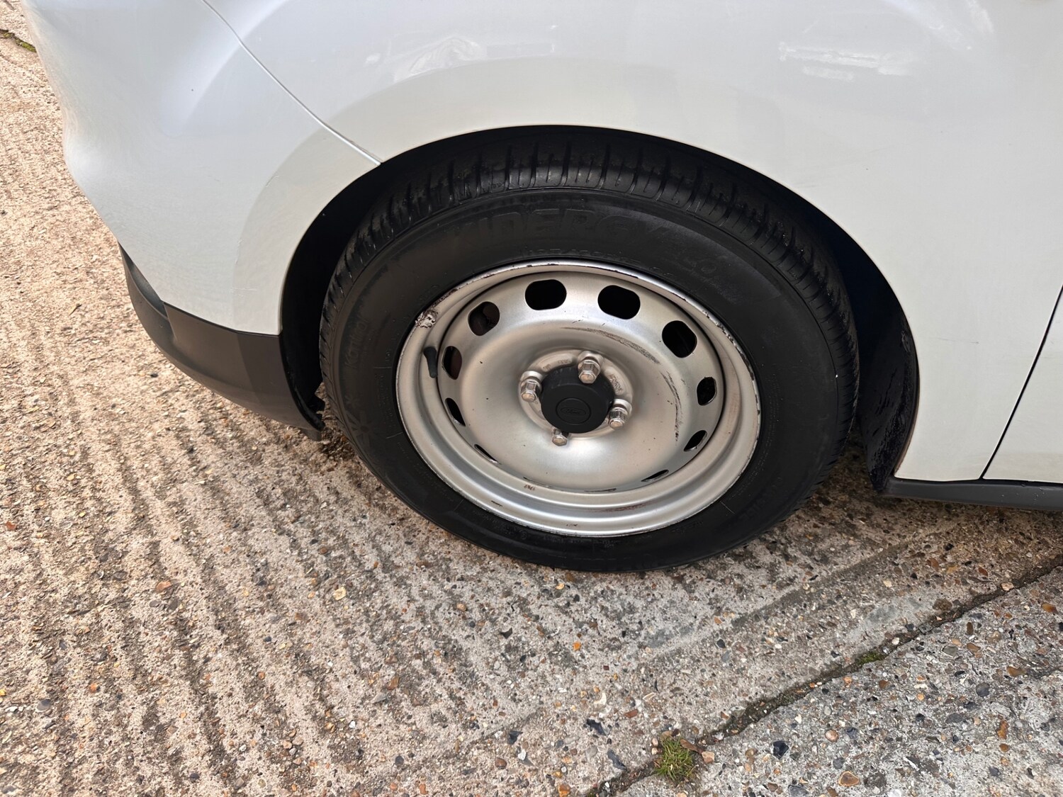 Used Ford Transit Courier 2018 for sale - 75982101: Photo 31