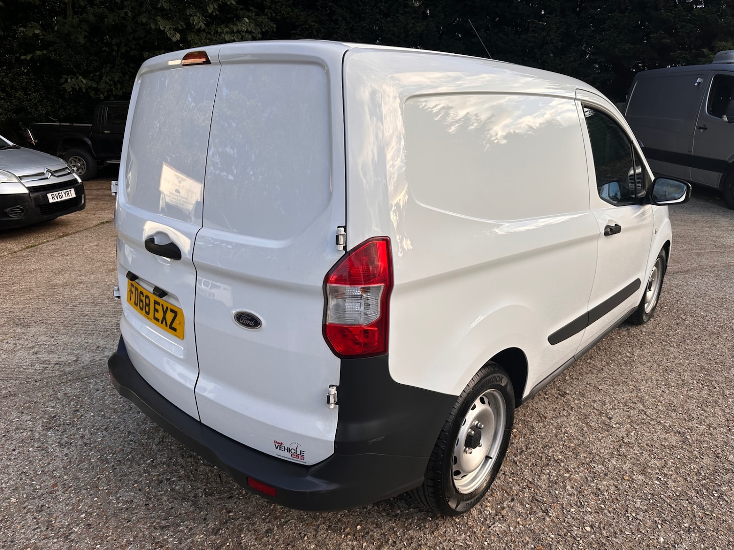 Used Ford Transit Courier 2018 for sale - 75982101: Photo 4
