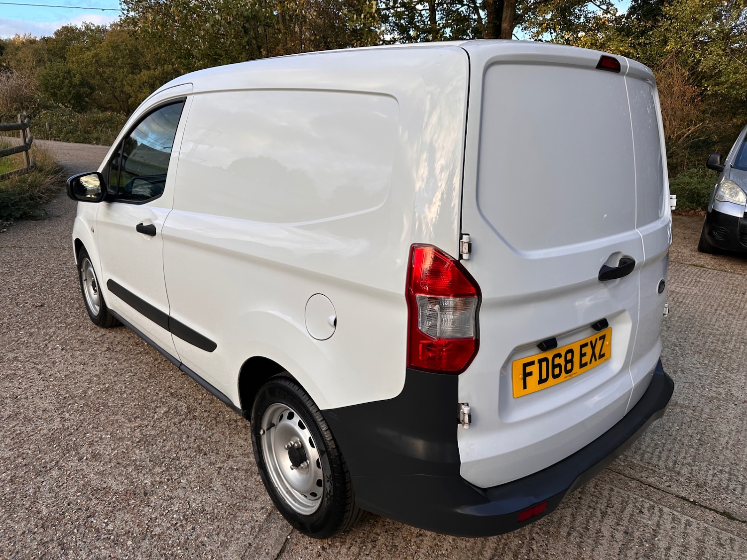 Used Ford Transit Courier 2018 for sale - 75982101: Photo 5