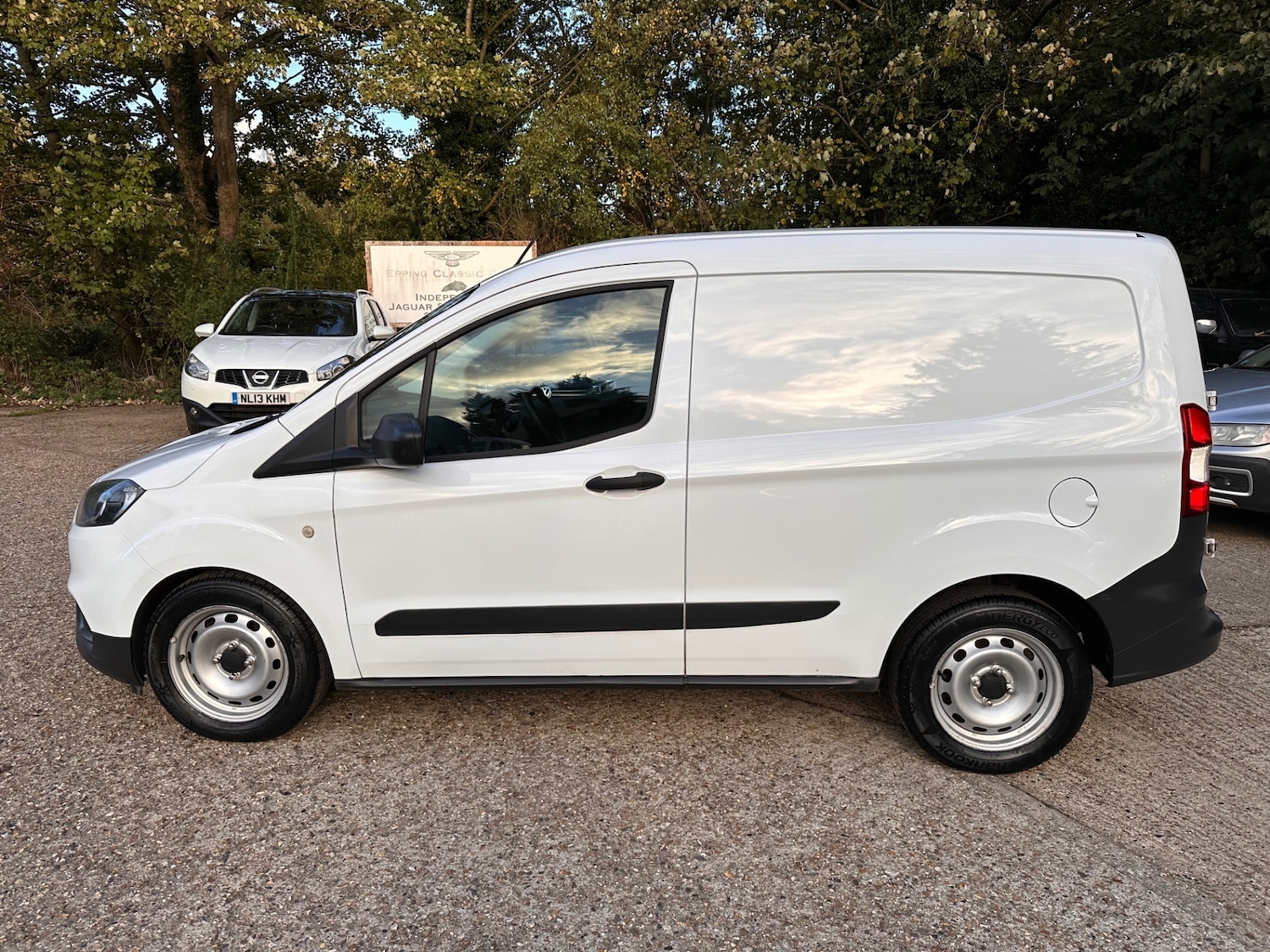 Used Ford Transit Courier 2018 for sale - 75982101: Photo 6