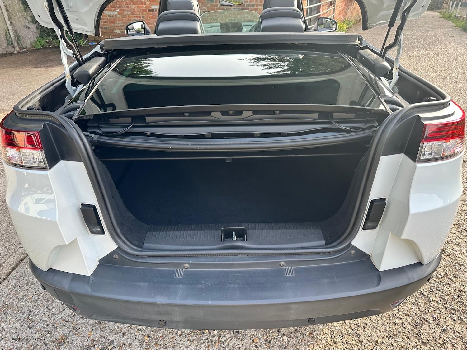 Used Renault Megane 2011 for sale - 77078102: Photo 13