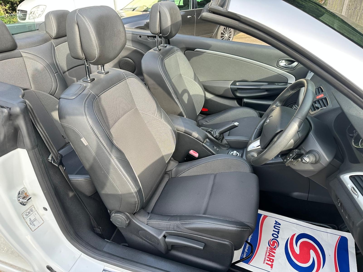 Used Renault Megane 2011 for sale - 77078102: Photo 14