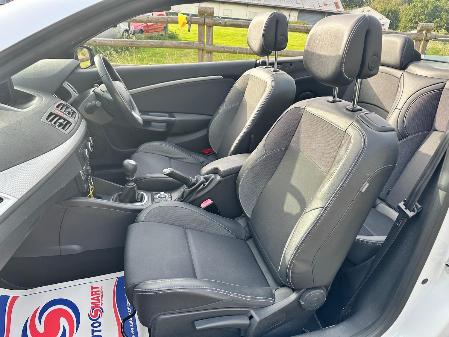 Used Renault Megane 2011 for sale - 77078102: Photo 15