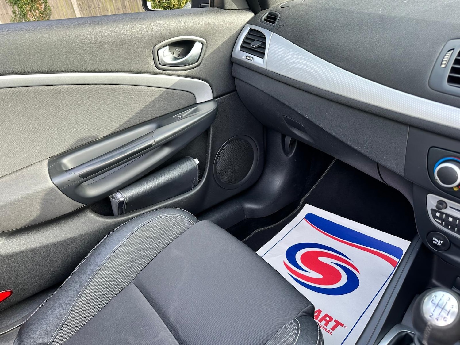 Used Renault Megane 2011 for sale - 77078102: Photo 19