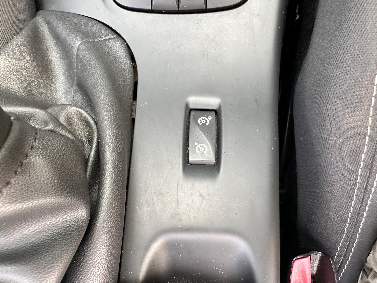 Used Renault Megane 2011 for sale - 77078102: Photo 20