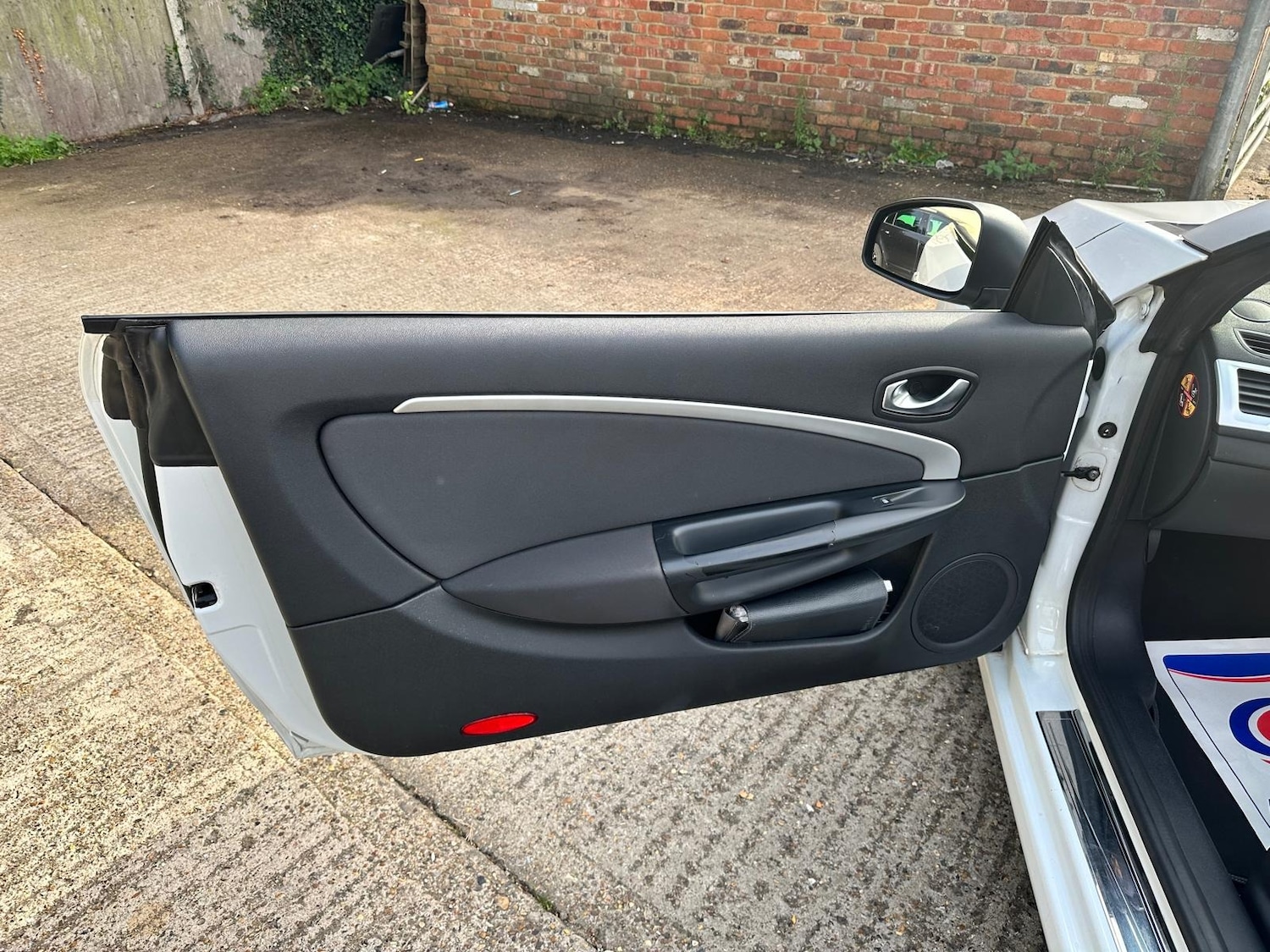 Used Renault Megane 2011 for sale - 77078102: Photo 24