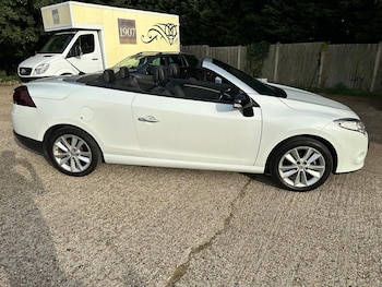 Used Renault Megane 2011 for sale - 77078102: Photo