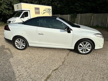 Used Renault Megane 2011 for sale - 77078102: Photo
