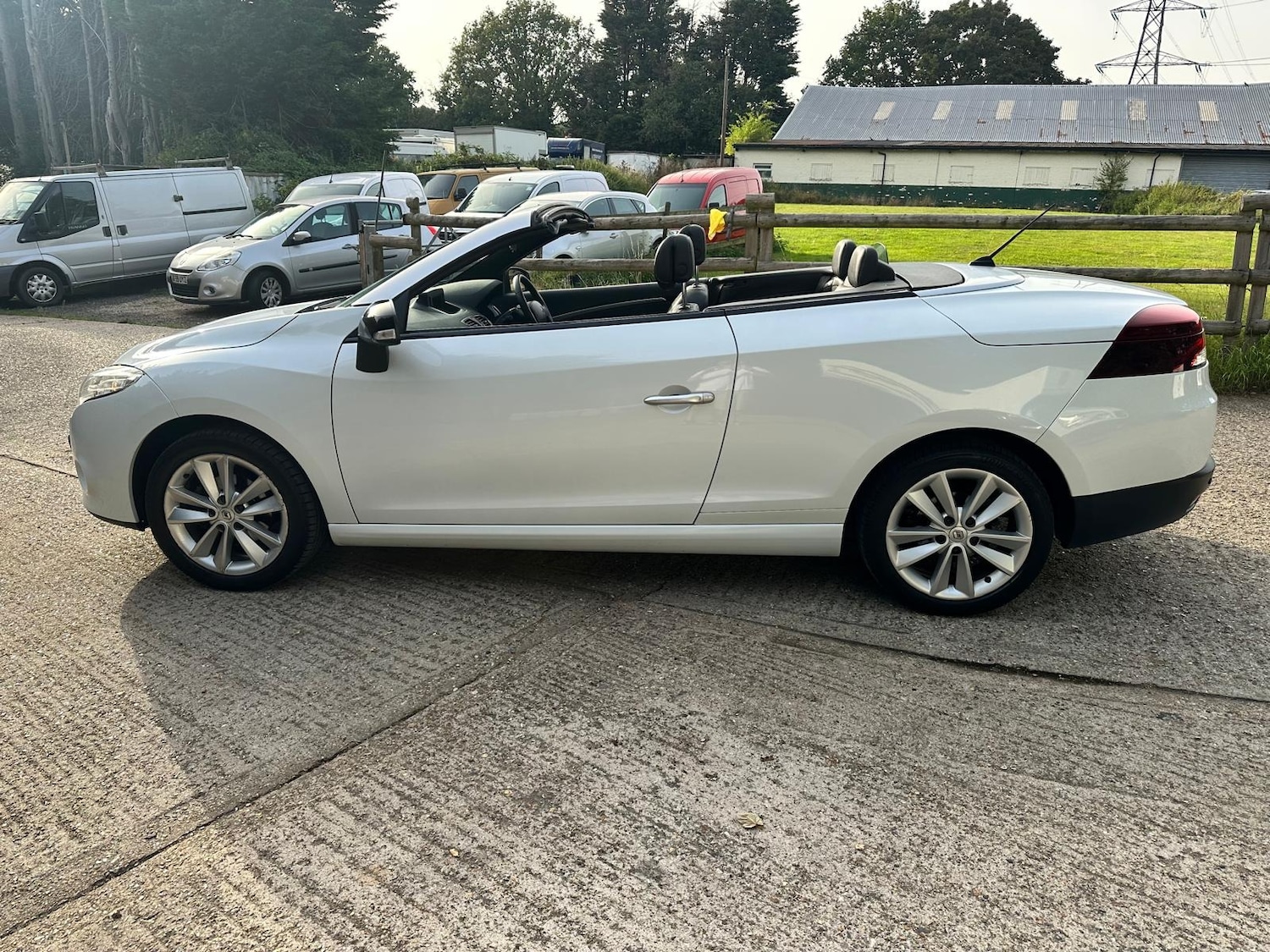 Used Renault Megane 2011 for sale - 77078102: Photo 7