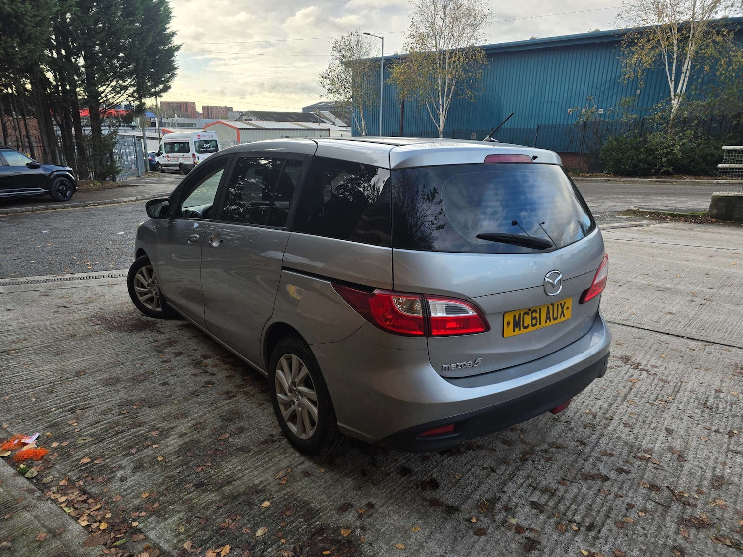 Used Mazda Mazda5 2019 for sale - 76651176: Photo 6