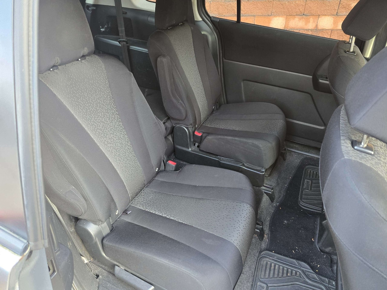 Used Mazda Mazda5 2019 for sale - 76651176: Photo 9