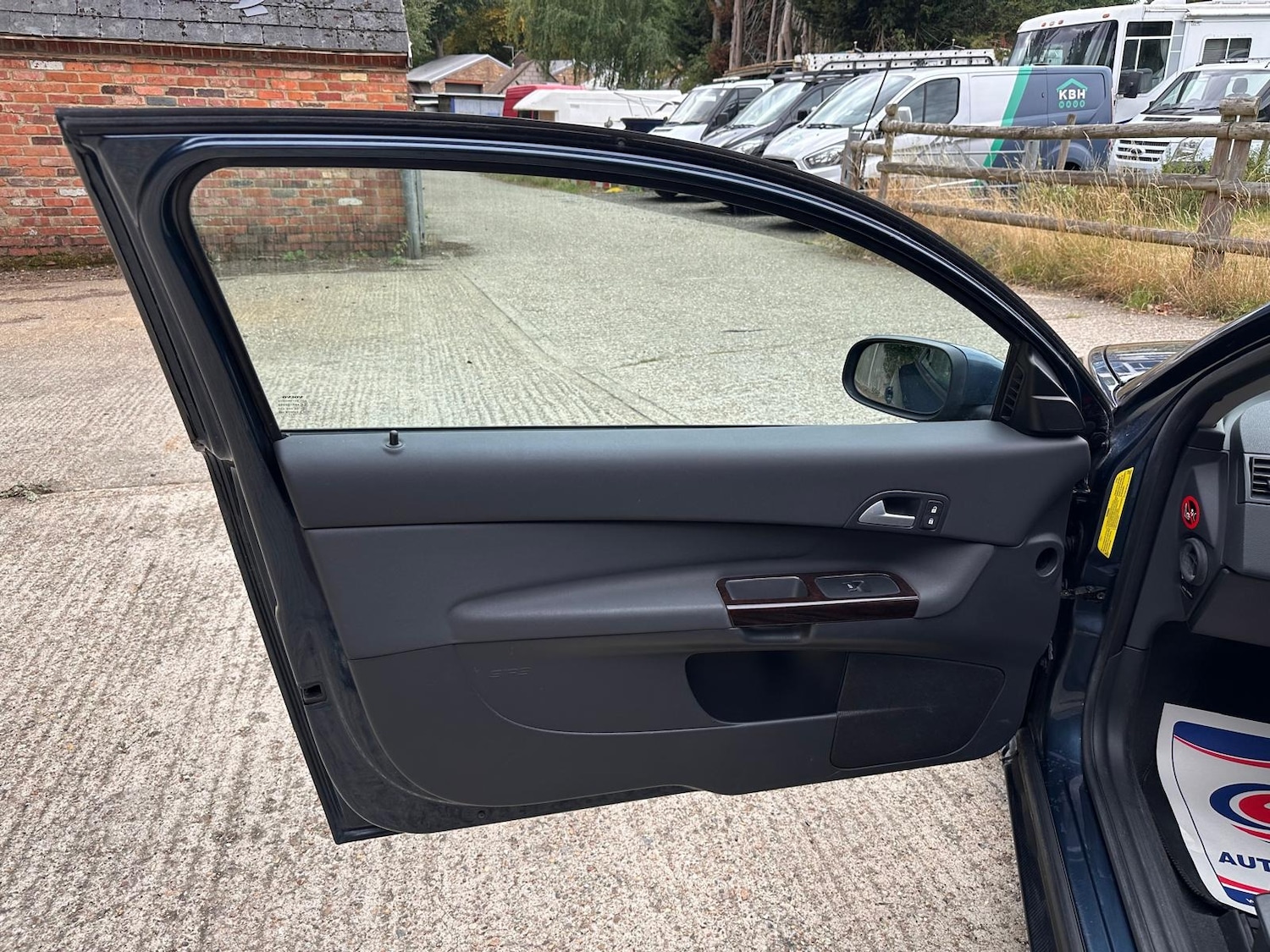 Vehicle 27