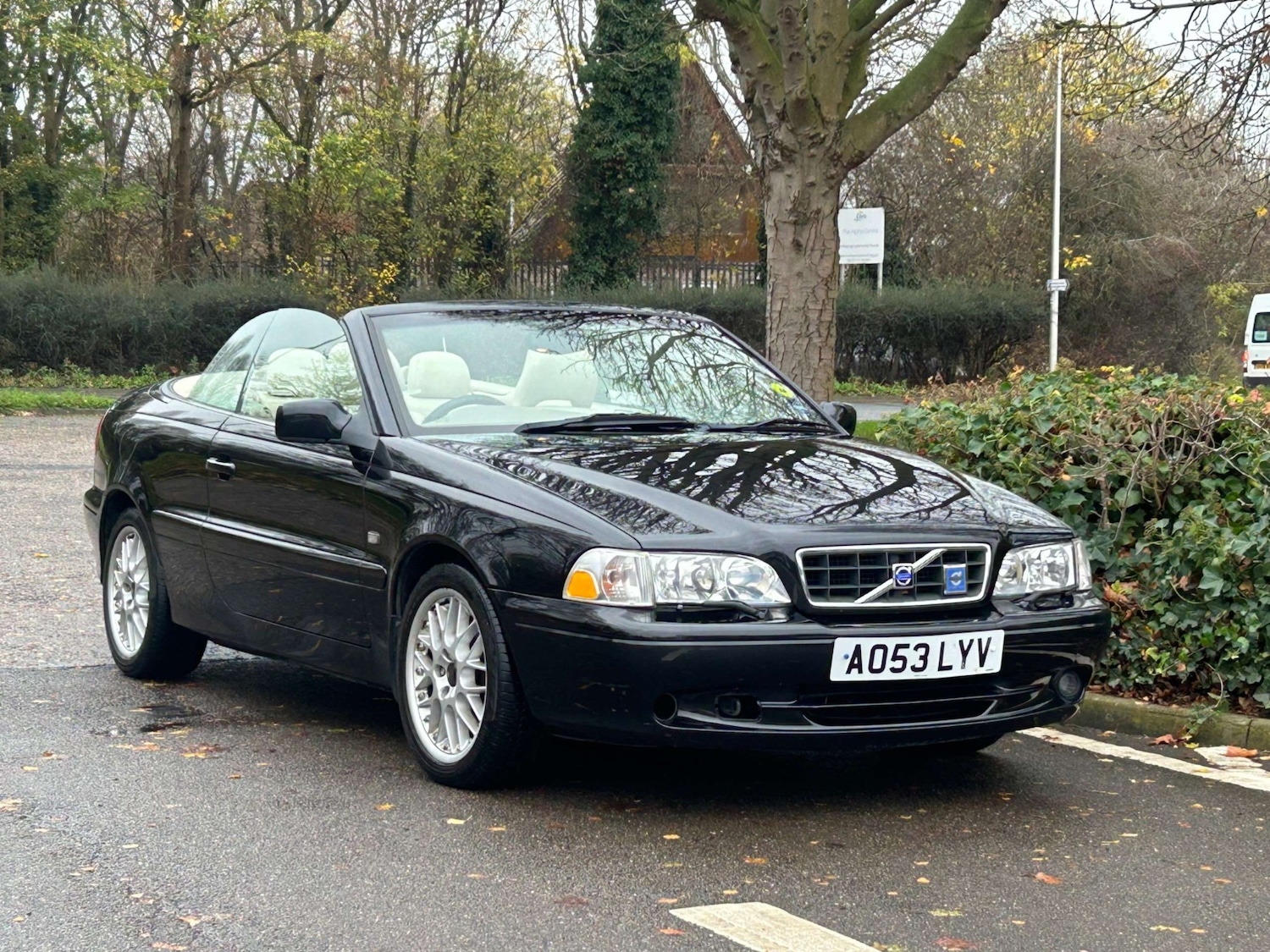 Used Volvo C70 2003 for sale - 76578289: Photo 1
